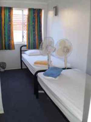 Gladstone Backpackers - Dalby Accommodation 1