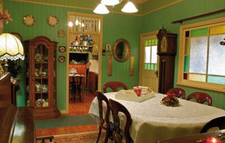 Marys Place - Dalby Accommodation 5