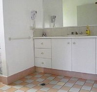 Mirrabooka - Chalet - Dalby Accommodation