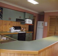 Taronga - Holiday Home - Dalby Accommodation