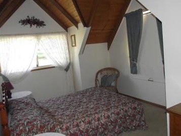 Kookaburra Cottage - Holiday Home - Dalby Accommodation 1