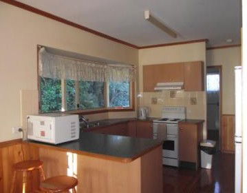Kookaburra Cottage - Holiday Home - Dalby Accommodation 2