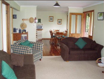 A Little Bit Of Heaven - Holiday Home - Dalby Accommodation 7