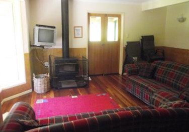 Sanctuary - Holiday Home - Dalby Accommodation 3