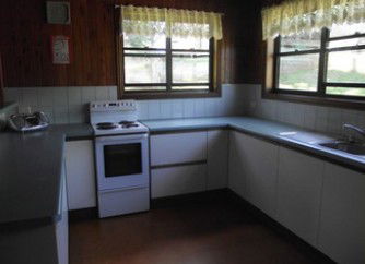 Oodgeroo - Chalet - Dalby Accommodation 3