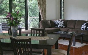 Snuggle Inn - Holiday Home - Dalby Accommodation 1