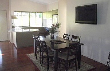 Snuggle Inn - Holiday Home - Dalby Accommodation 3