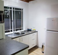 Homewood Cottages - Dalby Accommodation