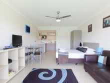 Bay Of Palms - Dalby Accommodation 4