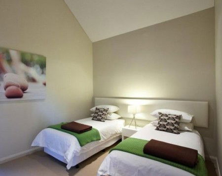 Aqua Resort - Dalby Accommodation 5