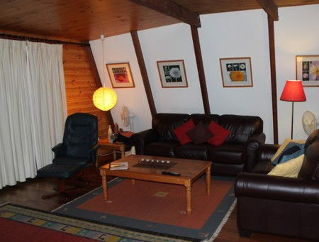 Green Leaves Cabin - Dalby Accommodation 3