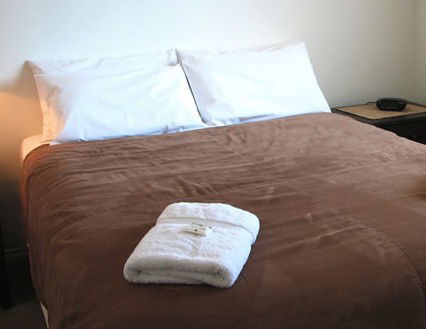 Churchill Apartments - Dalby Accommodation 1