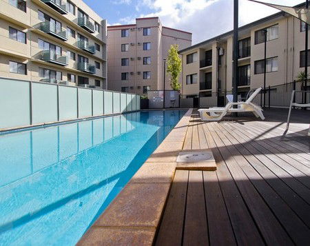 Duke's Apartments - Dalby Accommodation 1