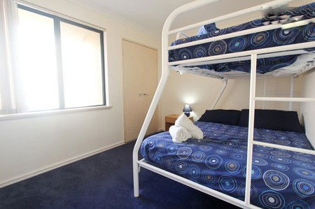 Duke's Apartments - Dalby Accommodation 3