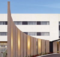 Atura Dandenong - Dalby Accommodation