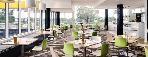 Atura Dandenong - Dalby Accommodation 3