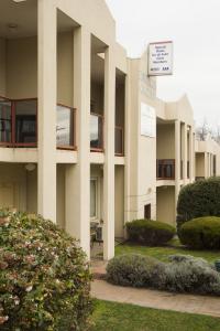 Hawthorn Gardens Serviced Apartments - Dalby Accommodation 0