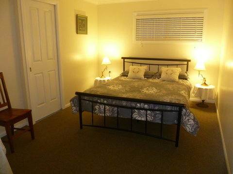 Moreton Island Bed And Breakfast Accommodation - Kiarabilli - Dalby Accommodation 0