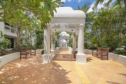 Burleigh Mediterranean Resort - Dalby Accommodation 4