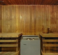 Golden Shores Holiday Club - Dalby Accommodation