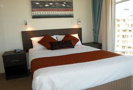 Second Avenue Apartments - Dalby Accommodation 2