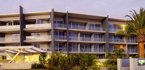 Azzura Greens Resort - Dalby Accommodation 4