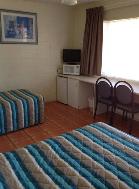 Sunburst Motel - Dalby Accommodation 4