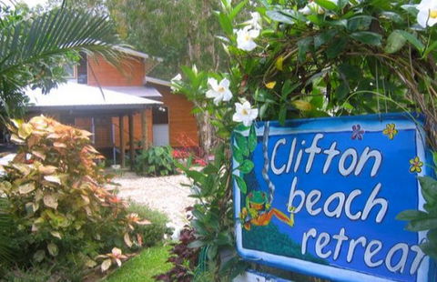 Clifton Beach Retreat - Dalby Accommodation 0