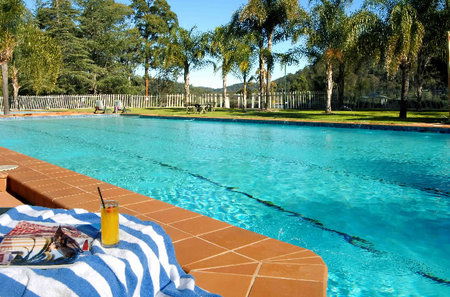 Australis Retreat At Wisemans - Dalby Accommodation 6