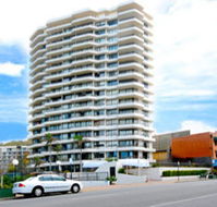 La Pacifique Holiday Apartments - Dalby Accommodation