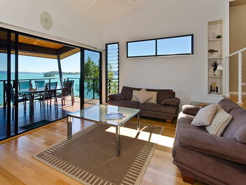 Hamilton Island 'Shorelines' Apartment - Dalby Accommodation 4