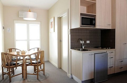 The Haus Studio Apartments - Dalby Accommodation 7