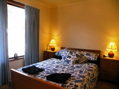 Stokes Bay Seaview Cottage - Dalby Accommodation 4