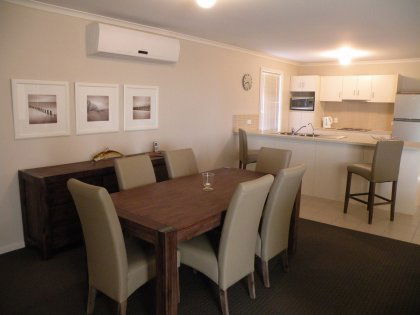 Bay Breeze On Brownlow - Dalby Accommodation 4