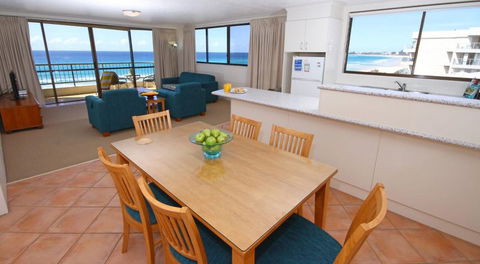 San Simeon Beachfront Apartments - Dalby Accommodation 8