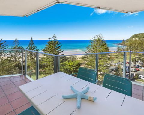 Pacific Regis Beachfront Apartments - Dalby Accommodation 7