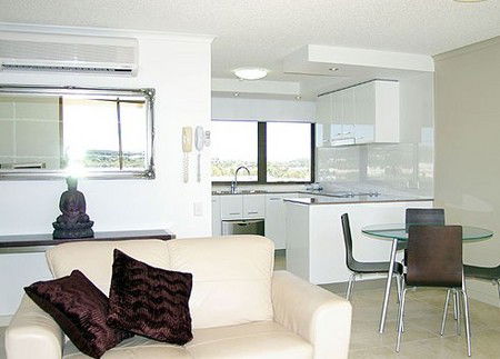 Trafalgar Towers - Dalby Accommodation 1