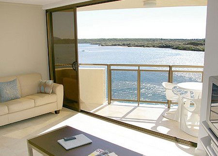 Trafalgar Towers - Dalby Accommodation 2