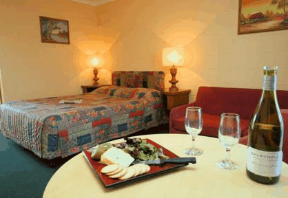 Heemskirk Motor Hotel - Dalby Accommodation 3