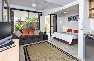 Julians Apartments - Dalby Accommodation 2