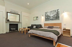 Sixty Two On Grey - Dalby Accommodation 3