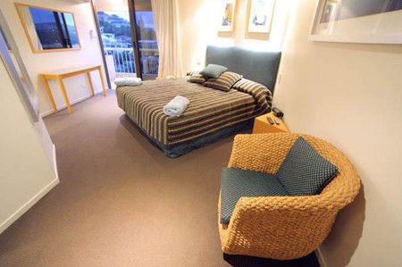 Coolum Caprice - Dalby Accommodation 0