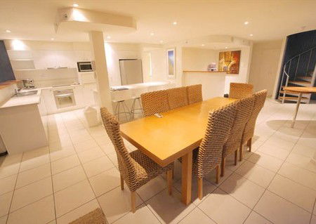 Coolum Caprice - Dalby Accommodation 4
