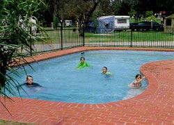 Swan Hill Riverside Caravan Park - Dalby Accommodation 3