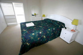Narrowneck Court - Dalby Accommodation 1