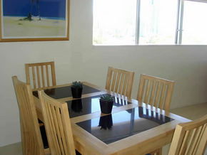 Narrowneck Court - Dalby Accommodation 2
