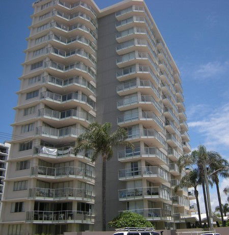 Pacific Regis Beachfront Apartments - Dalby Accommodation 1