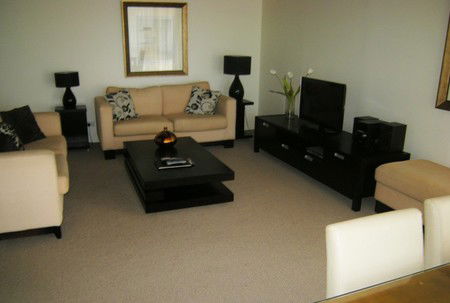 Pacific Regis Beachfront Apartments - Dalby Accommodation 2