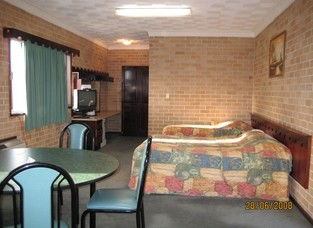 Alexander The Great Motel - Dalby Accommodation 1