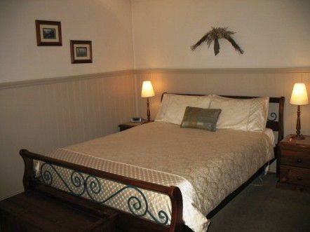 Harrow Cottages - Dalby Accommodation 1